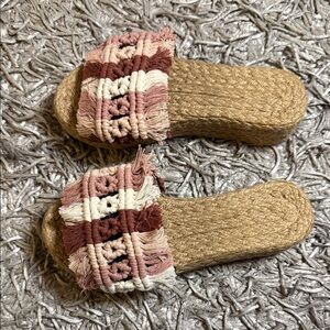 Fringed Woven Slide Mules in Pink and Brown